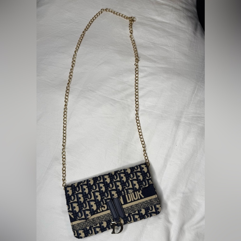 D Medium Saddle Pouch with Chain
